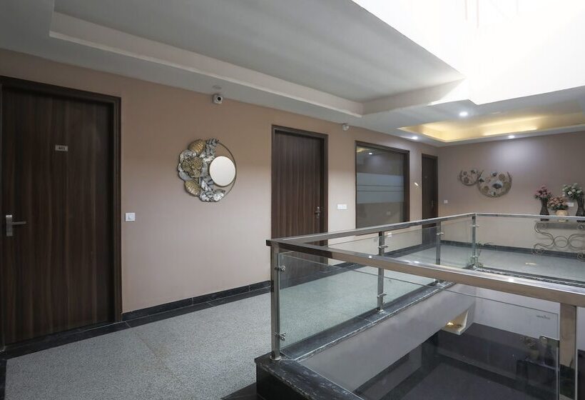 Fabhotel Bliss Premium