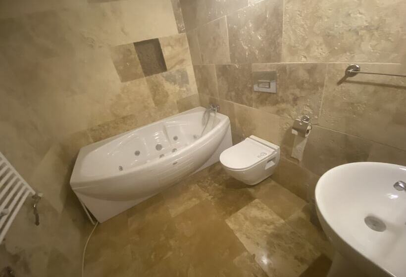 Yeşilöz Inn Cave Otel