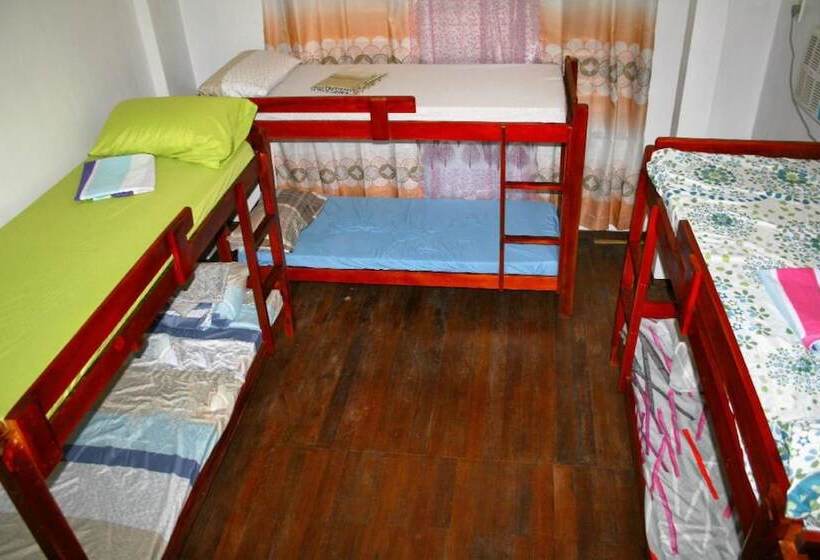 8th Street Guesthouse Sto Nino Cebu   Hostel
