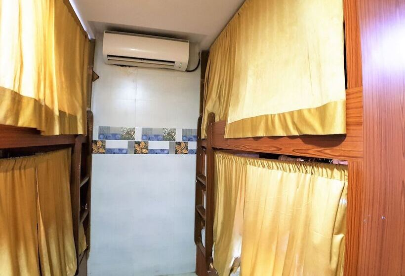 Hexa Ahlan Dorm   Hostel