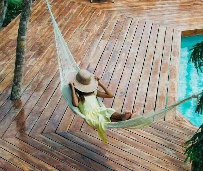 هاستل Boutique Chacá