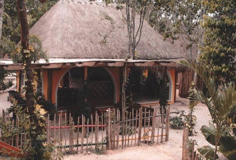 هاستل Boutique Chacá