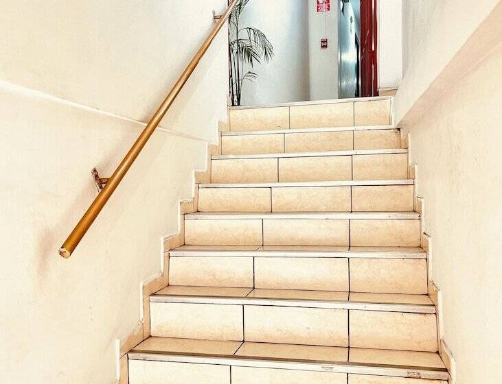 הוסטל Hospedaje Napoles Trujillo