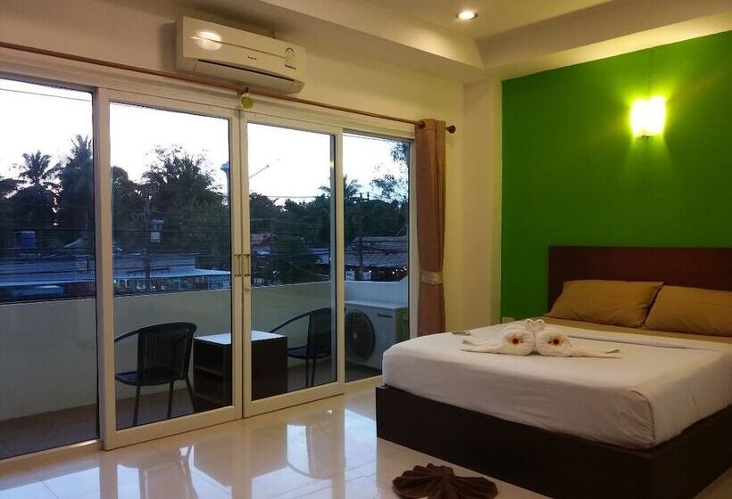 Lanta Long Beach Apartment   Hostel