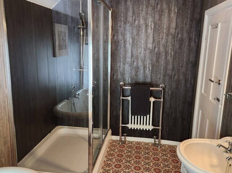 住宿加早餐  Mulgrave Country Cottage