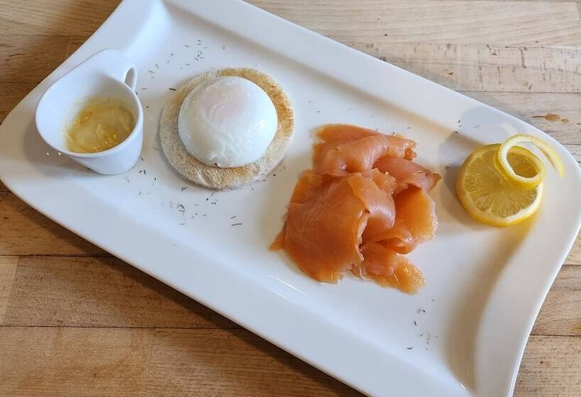 住宿加早餐  Mulgrave Country Cottage