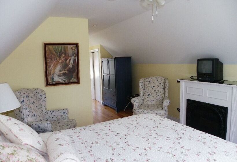 The Colonel S In B&b