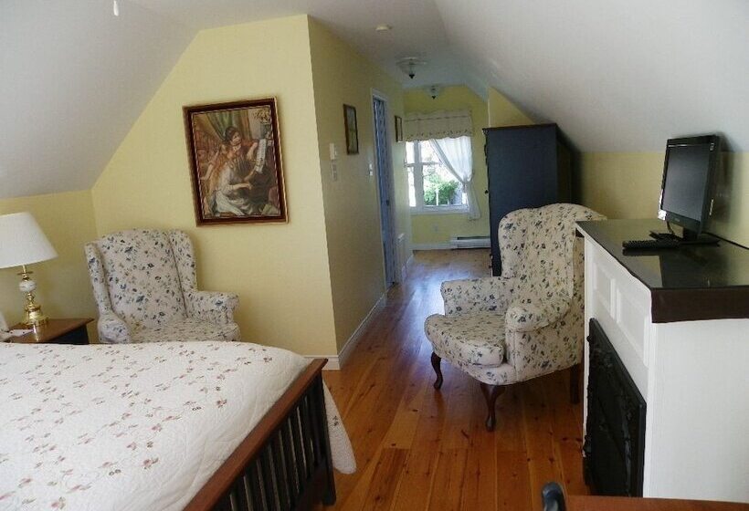 The Colonel S In B&b