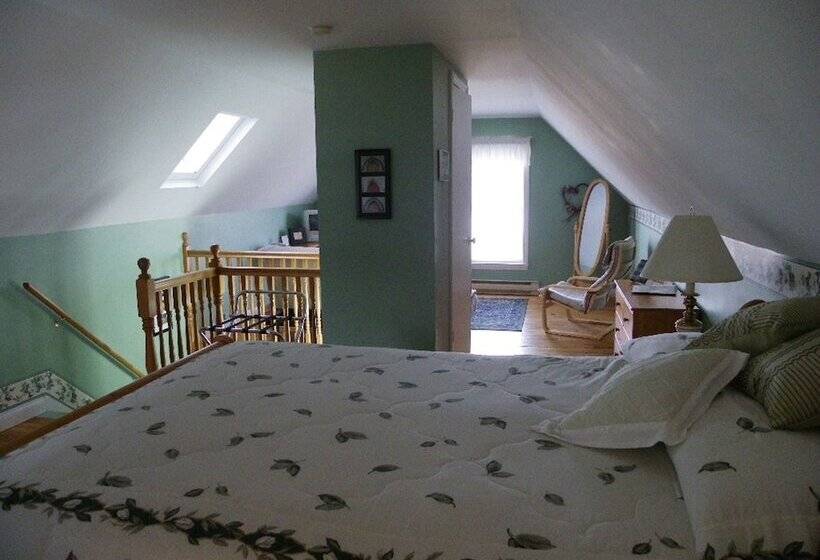 The Colonel S In B&b