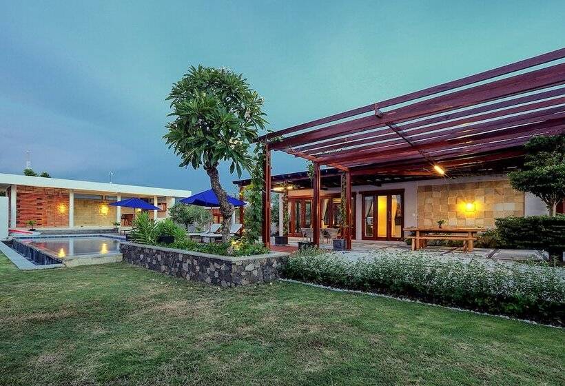 مبيت وإفطار Villa Luna