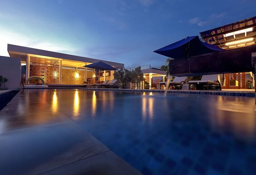 مبيت وإفطار Villa Luna