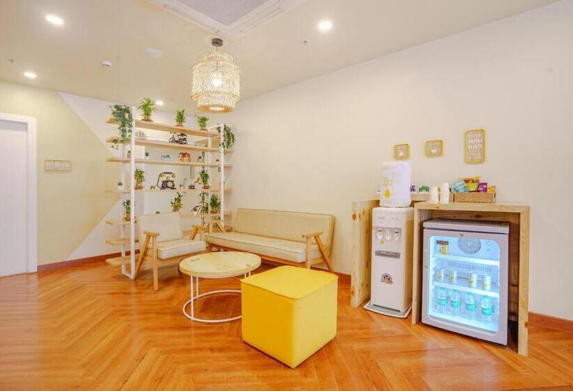 Bloom Hotel   Karol Bagh