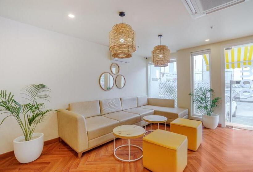 Bloom Hotel   Karol Bagh