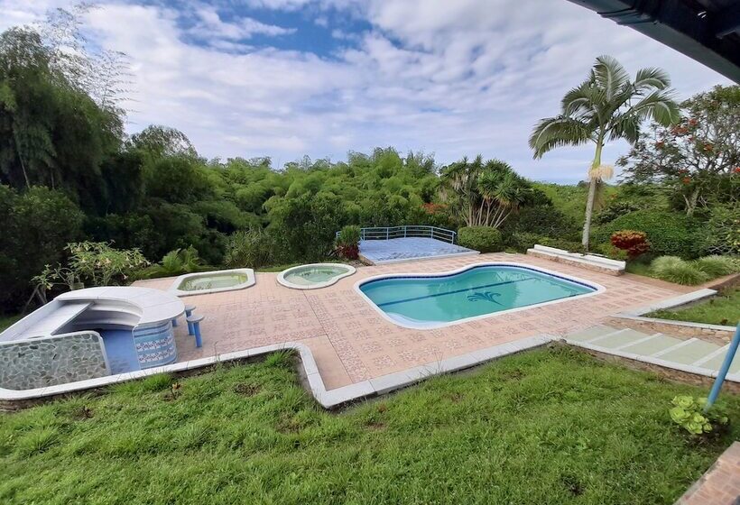 בית מלון כפרי Brugmansia Country