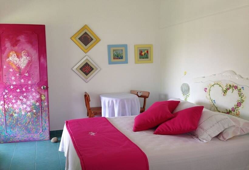 בית מלון כפרי Brugmansia Country