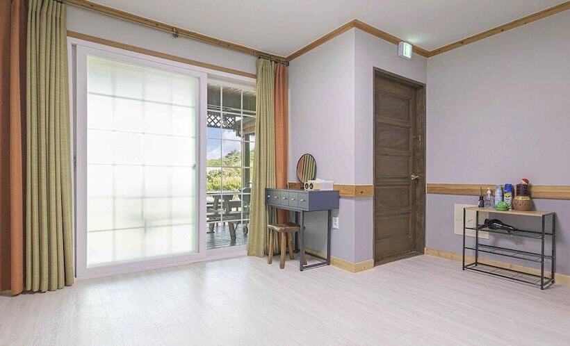 Пансион Gyeongju Cabinhouse