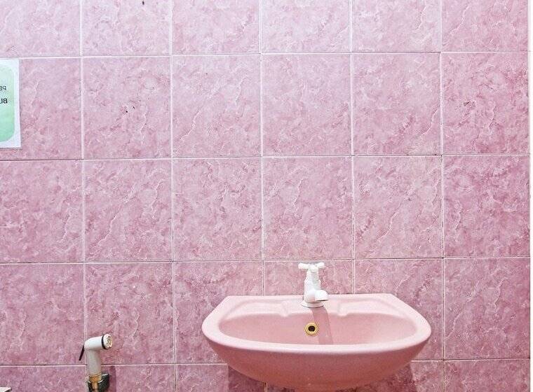 Capital O 91355 Hotel Mustika 1 Syariah