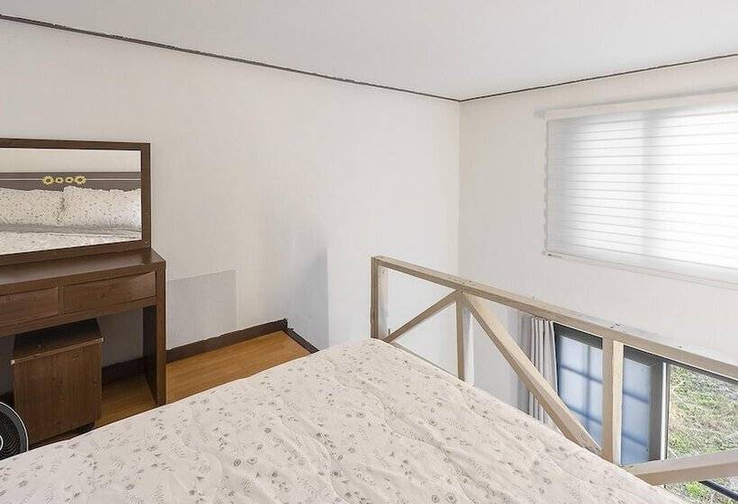 Gangchon Beautiful Pet House Pension