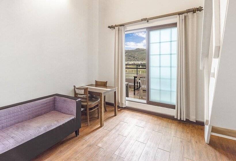 Gangchon Beautiful Pet House Pension