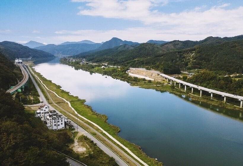 Gangchon Beautiful Pet House Pension