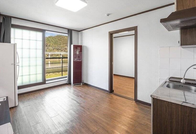 Gangchon Beautiful Pet House Pension