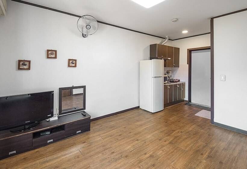 Gangchon Beautiful Pet House Pension