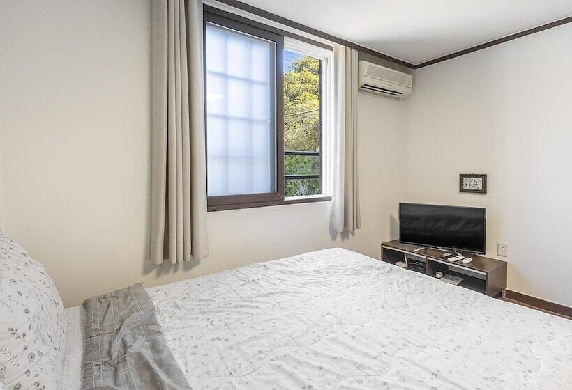 Gangchon Beautiful Pet House Pension