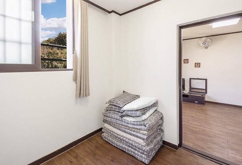 Gangchon Beautiful Pet House Pension