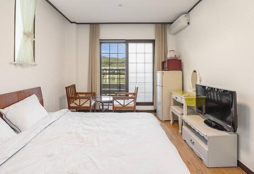 Gangchon Beautiful Pet House Pension