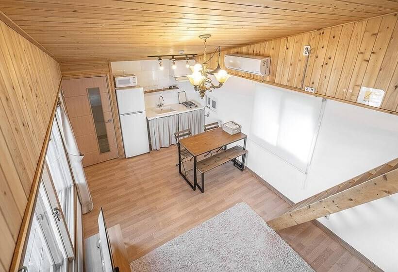 Sokcho Donbangseock Pension