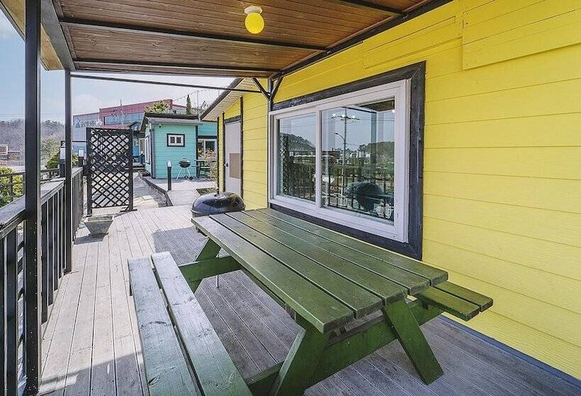 Sokcho Donbangseock Pension