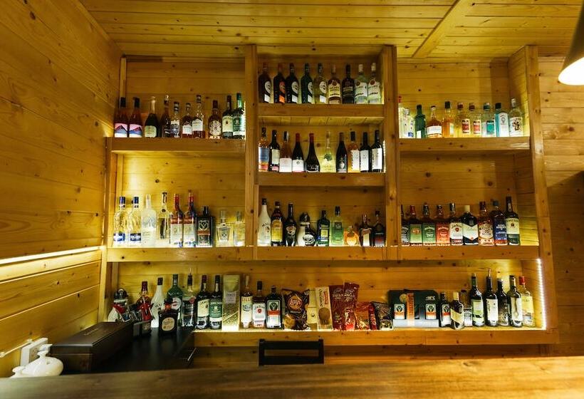 Everest Rest House