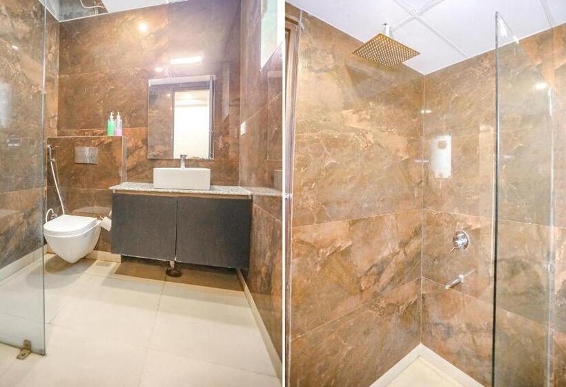 Fabhotel F9 Sector 19