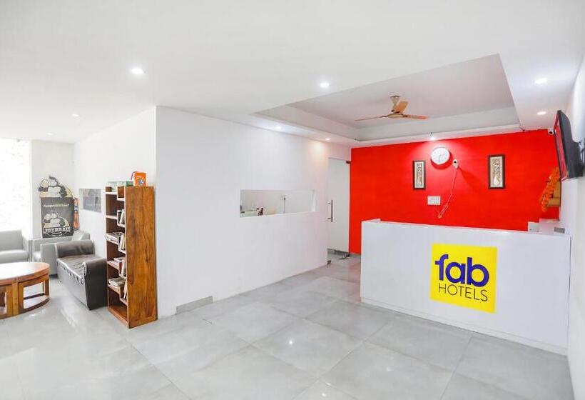 Fabhotel F9 Sector 19