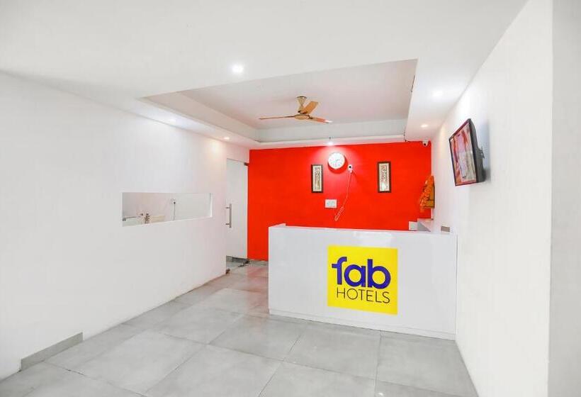 Fabhotel F9 Sector 19