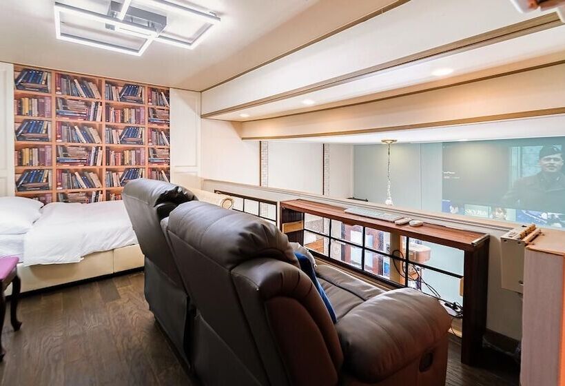 Gapyeong Hill House Pension