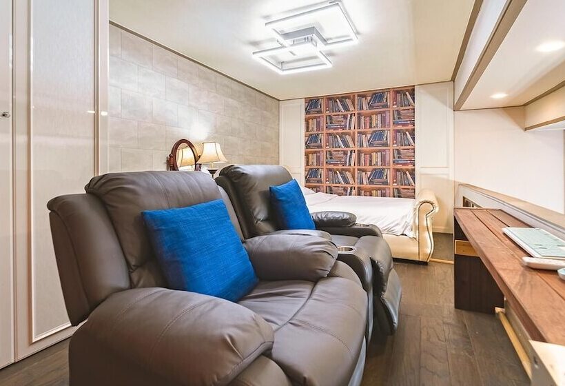 Gapyeong Hill House Pension