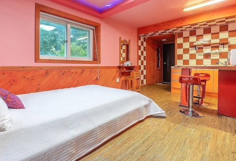 Gapyeong Namueuikkum Pension