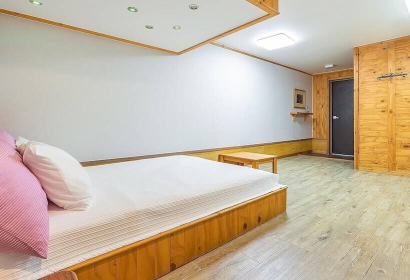 Gapyeong Namueuikkum Pension