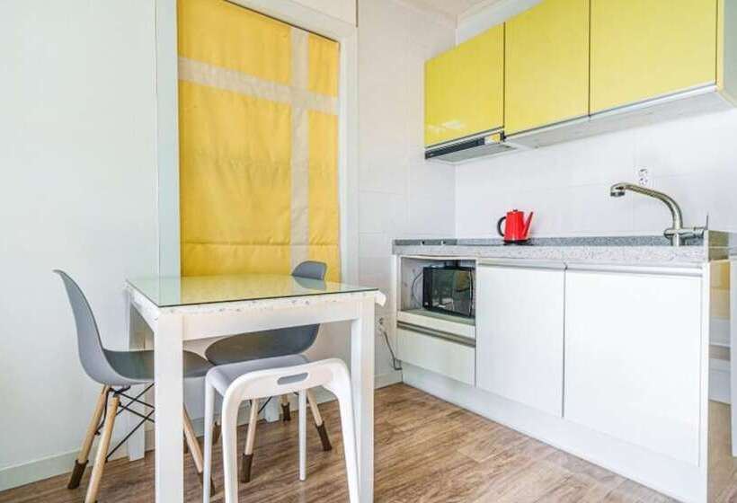 Gangneung Gyeongpoui Haru Pension