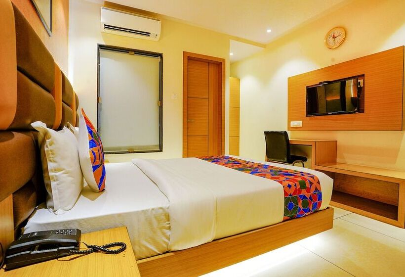 Fabhotel Hindustan Residency