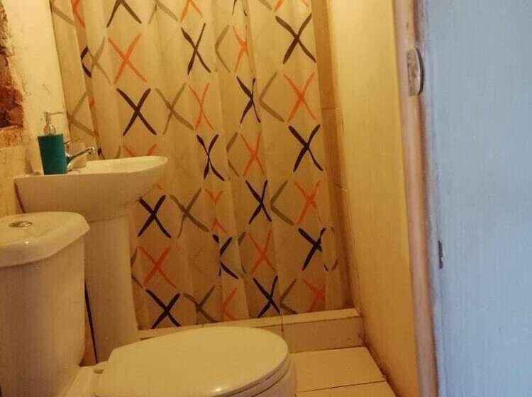 Hostal La Casa Blanca