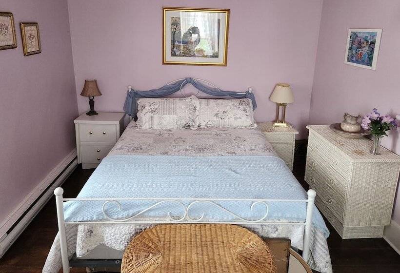 簡易ホテル Resto Auberge Le St Octave