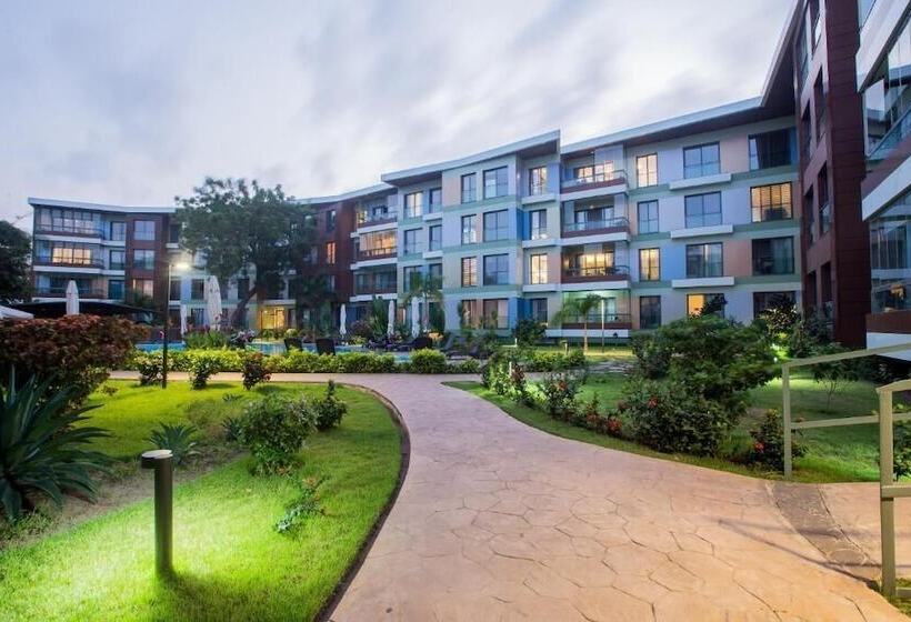 هتل Accra Fine Suites