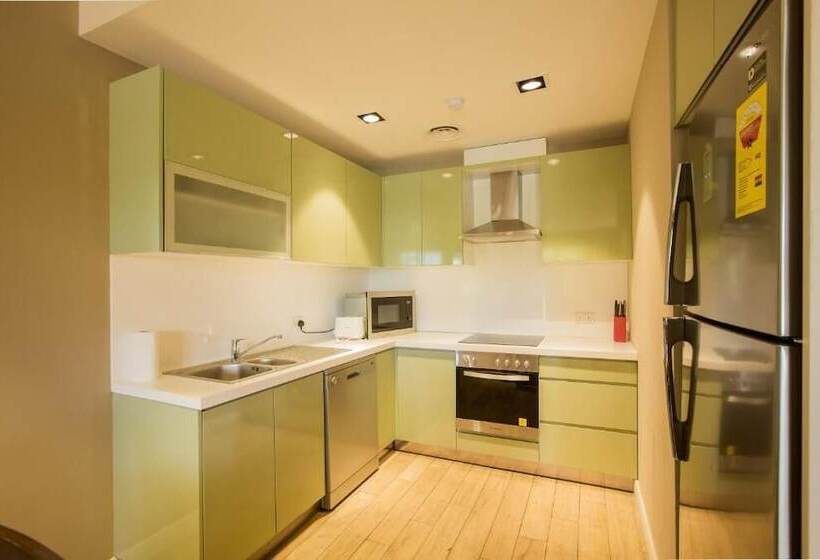 هتل Accra Fine Suites