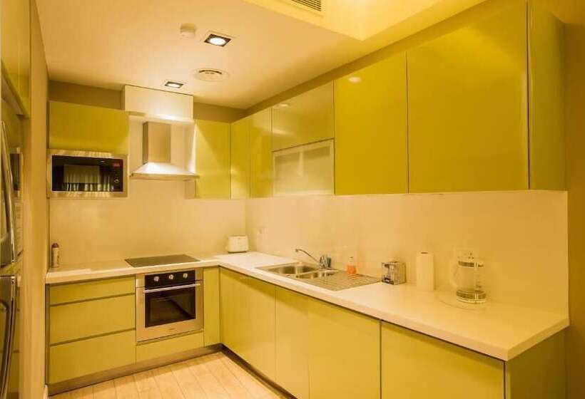 هتل Accra Fine Suites