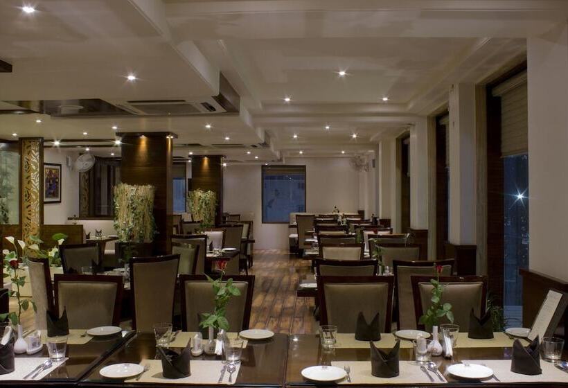 Отель Ajmer Inn