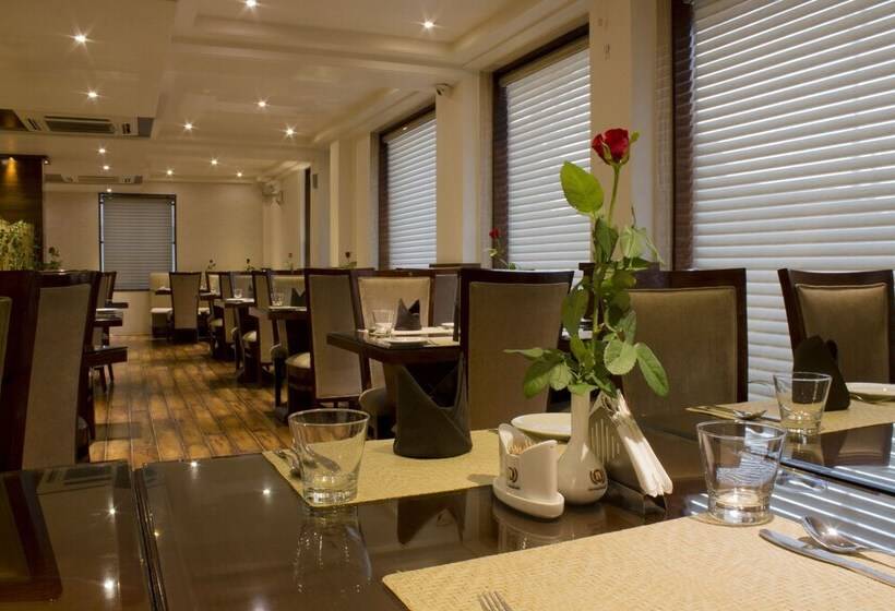 Отель Ajmer Inn