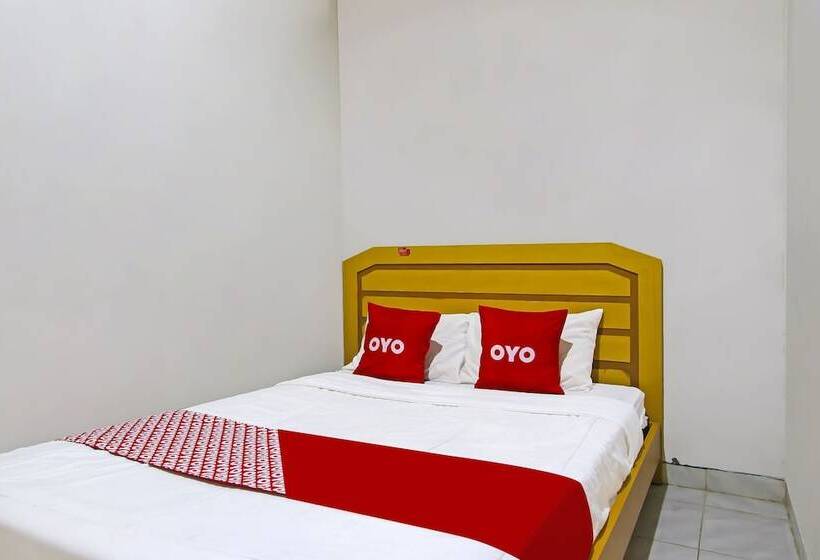فندق Al Fatih Guest House Syariah By Oyo Rooms