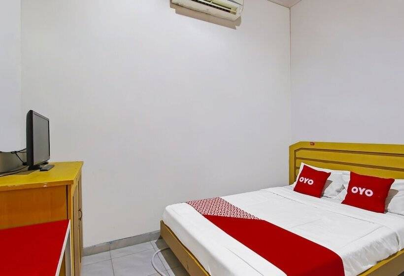 فندق Al Fatih Guest House Syariah By Oyo Rooms